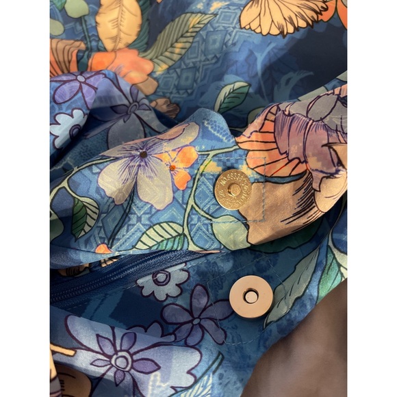Johnny Was Floral Blue Dove Bag NWT - Picture 5 of 11